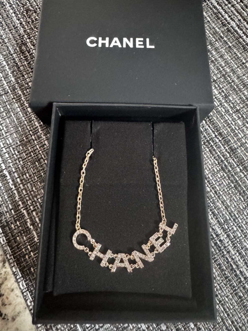 Bundle of CHANEL Gold Necklace with Green Accent and Chanel necklace CC name - Picture 2 of 4